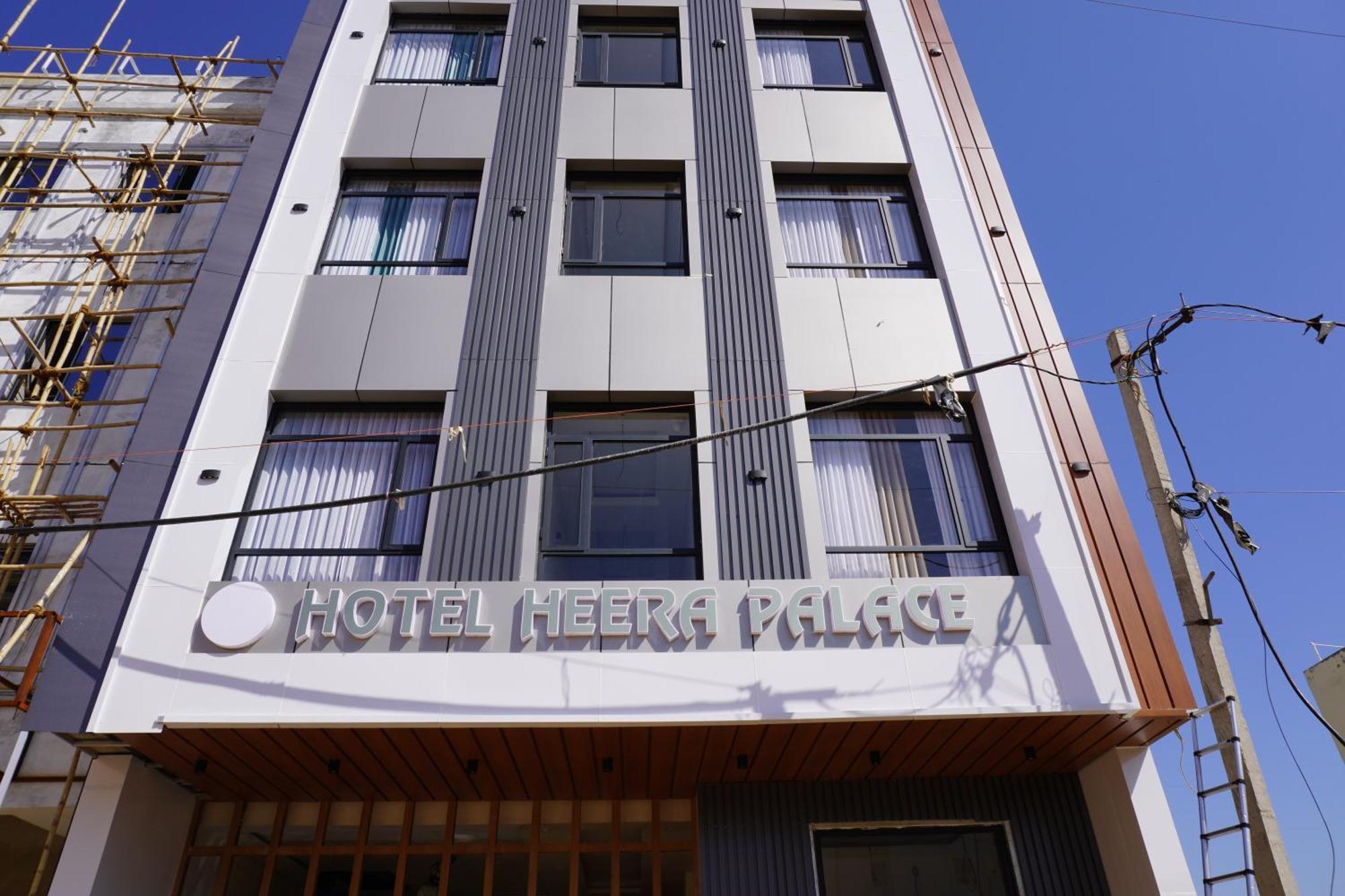 Hotel Heera Palace Khatu Bagian luar foto