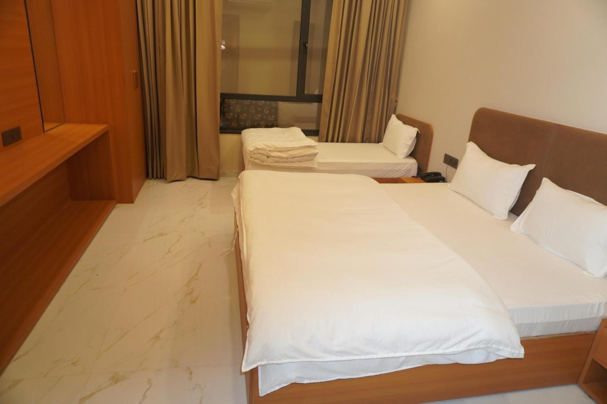 Hotel Heera Palace Khatu Bagian luar foto